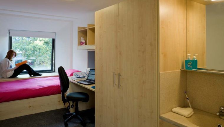 Study at Lancaster University in England, UK