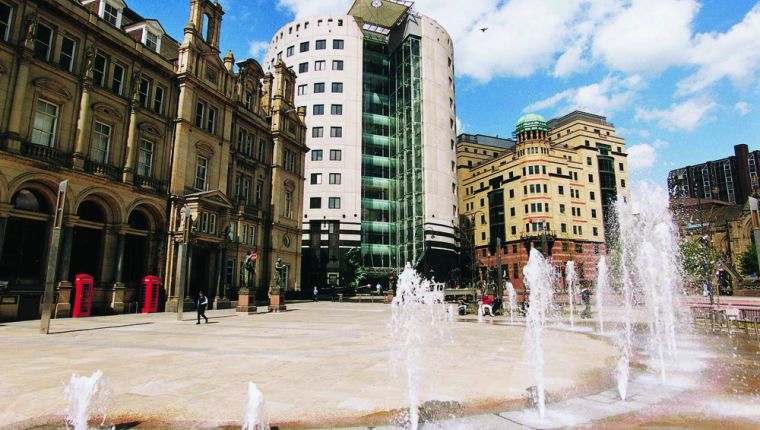 Studere i England - Uiversity of Leeds - City Square