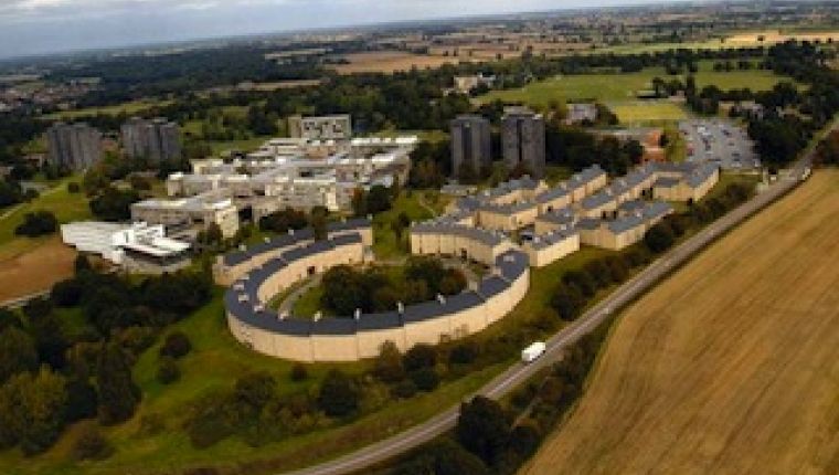 Studere ved University of Essex i England