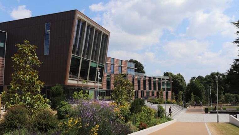 Studere i London - Royal Holloway University